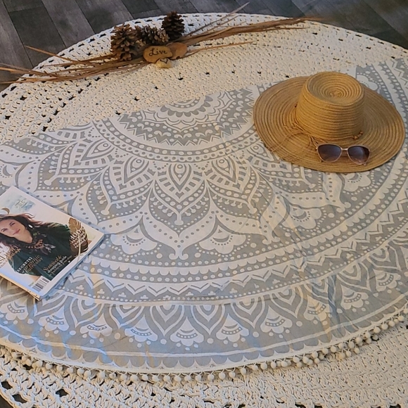 BO HO SILVER WHITE WALL ART TABLE CLOTH BEACH ROU - Picture 14 of 16